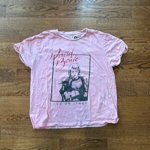 graphic tee